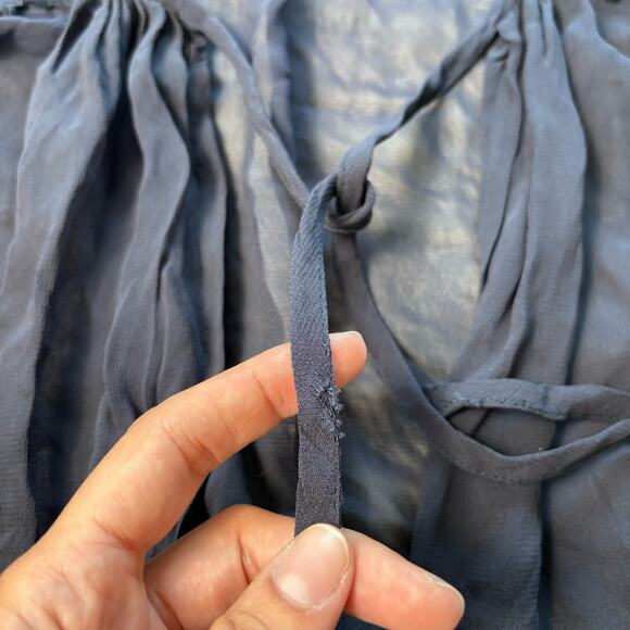 Willow and Clay Women's Large Sheer Top Blouse Navy Blue Floral - Picture 9 of 11